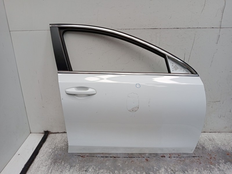 Recambio de puerta delantera derecha para kia ceed tourer (cd) 1.6 crdi 115 referencia OEM IAM  5P 