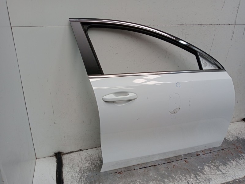 Recambio de puerta delantera derecha para kia ceed tourer (cd) 1.6 crdi 115 referencia OEM IAM  5P 