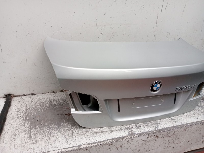 Recambio de tapa maletero para bmw 5 (f10) 520 d referencia OEM IAM   