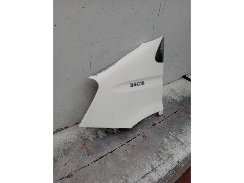 Recambio de aleta delantera izquierda para iveco daily iv caja/chasis 35c15 referencia OEM IAM   
