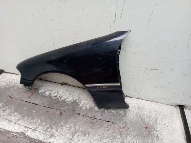 Recambio de aleta delantera izquierda para mercedes-benz clase c (w202) c 280 (202.028) referencia OEM IAM   