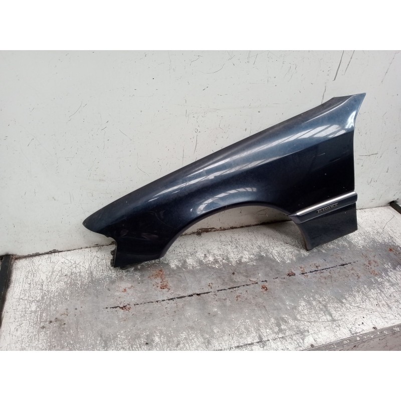 Recambio de aleta delantera izquierda para mercedes-benz clase c (w202) c 280 (202.028) referencia OEM IAM   
