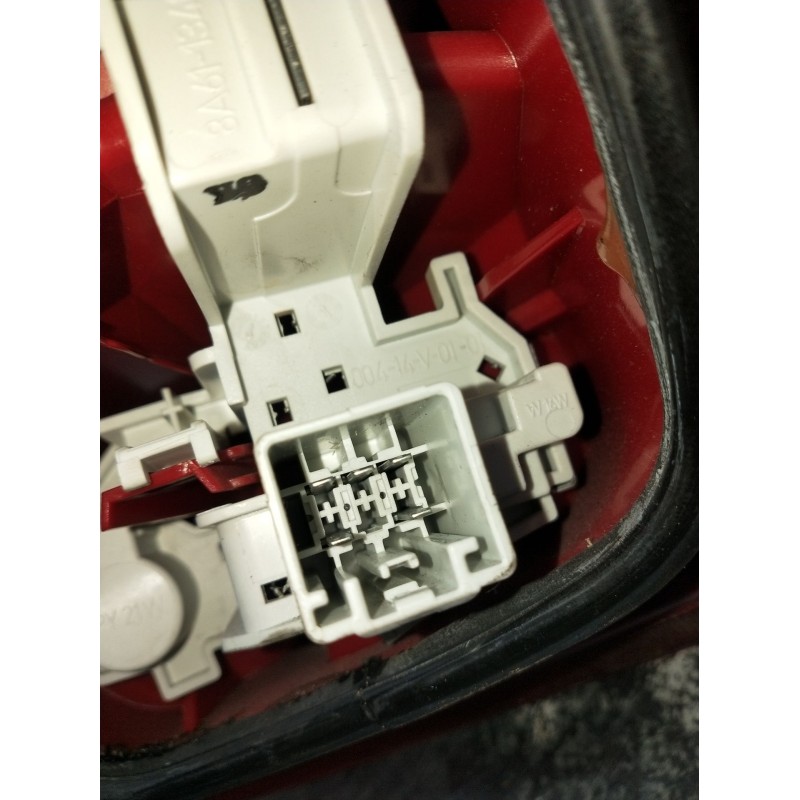 Recambio de piloto trasero izquierdo para ford fiesta vi (cb1, ccn) 1.6 tdci referencia OEM IAM   2008