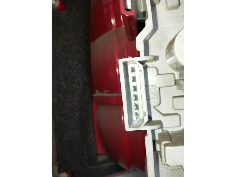Recambio de piloto trasero derecho para skoda octavia i (1u2) 1.9 tdi referencia OEM IAM   2000