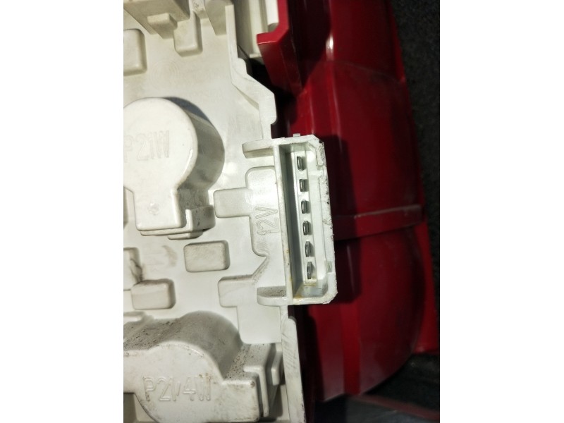 Recambio de piloto trasero izquierdo para skoda octavia i (1u2) 1.9 tdi referencia OEM IAM   2000