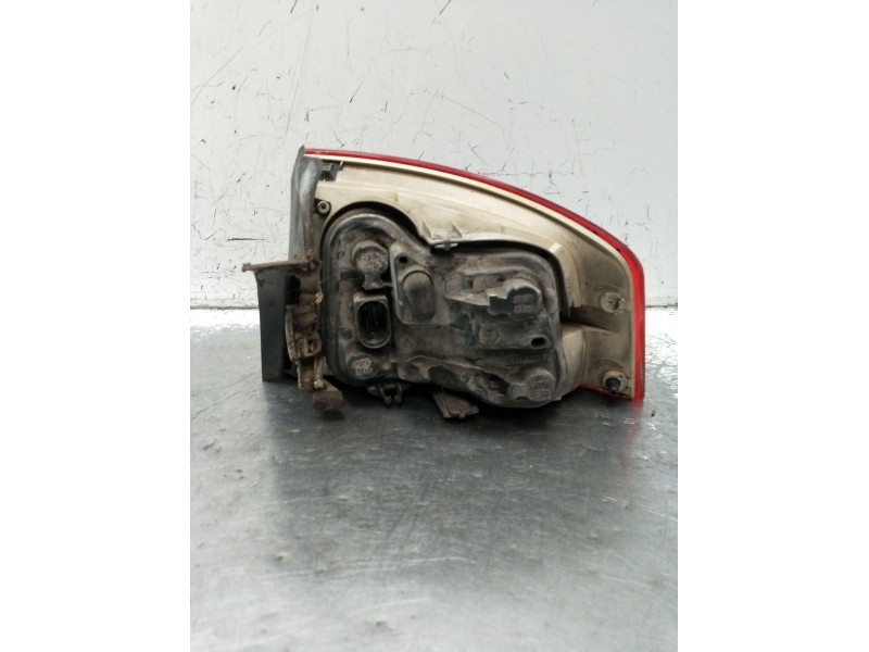 Recambio de piloto trasero izquierdo para audi a4 b7 (8ec) 2.0 tdi 16v referencia OEM IAM   2005
