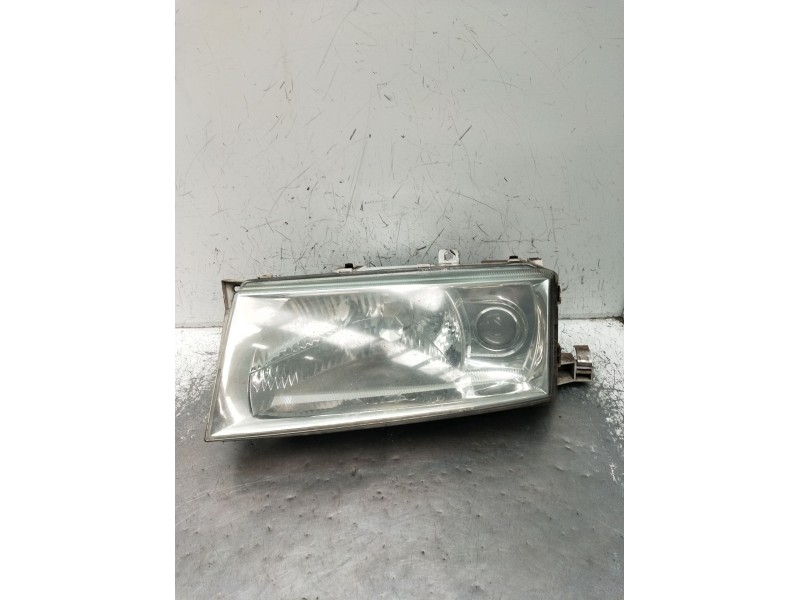 Recambio de faro izquierdo para skoda octavia i (1u2) 1.9 tdi referencia OEM IAM 1U1941015L  2000