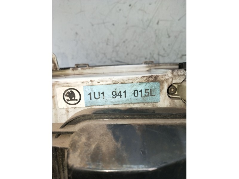 Recambio de faro izquierdo para skoda octavia i (1u2) 1.9 tdi referencia OEM IAM 1U1941015L  2000