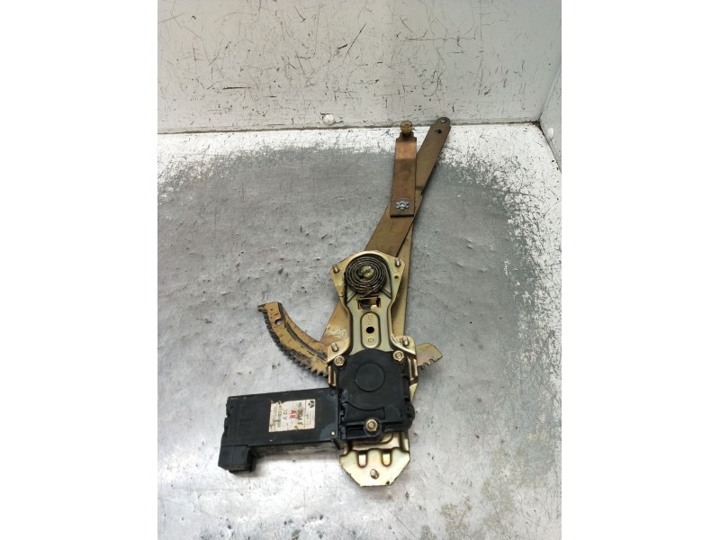 Recambio de elevalunas delantero izquierdo para citroën bx (xb-_) 14 e referencia OEM IAM  5P 1983