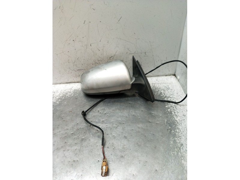 Recambio de retrovisor derecho para audi a4 b7 (8ec) 2.0 tdi 16v referencia OEM IAM  ELÉCTRICO 2005