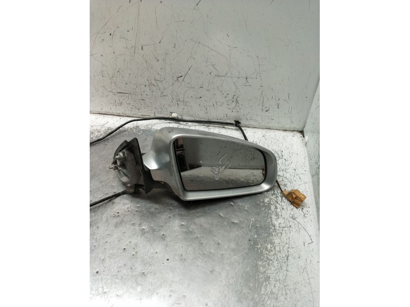 Recambio de retrovisor derecho para audi a4 b7 (8ec) 2.0 tdi 16v referencia OEM IAM  ELÉCTRICO 2005