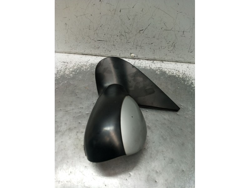 Recambio de retrovisor izquierdo para peugeot 206 hatchback (2a/c) 1.6 i referencia OEM IAM  ELÉCTRICO 1998