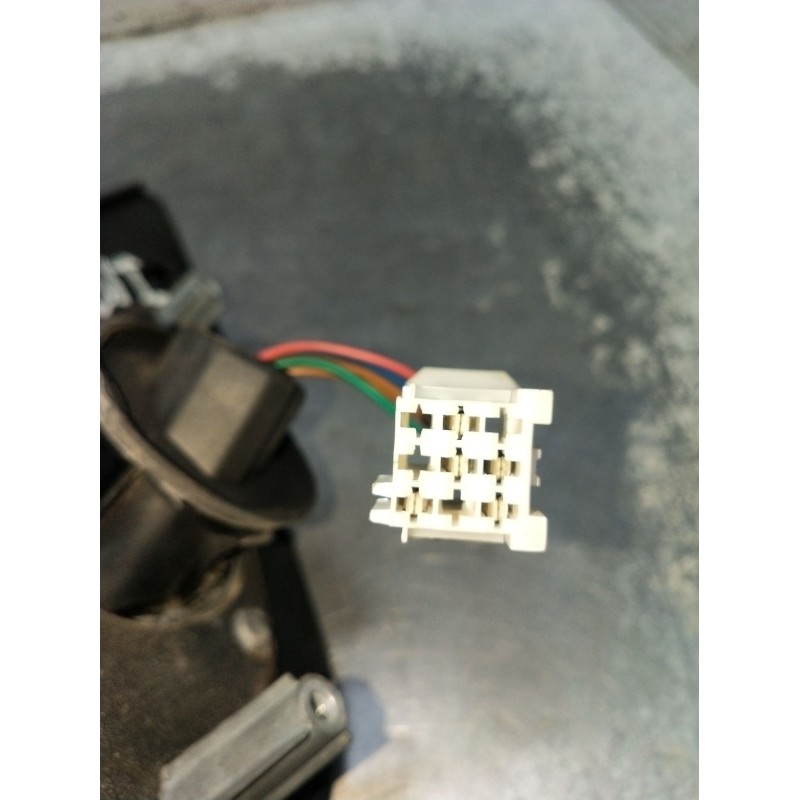 Recambio de retrovisor izquierdo para peugeot 206 hatchback (2a/c) 1.6 i referencia OEM IAM  ELÉCTRICO 1998