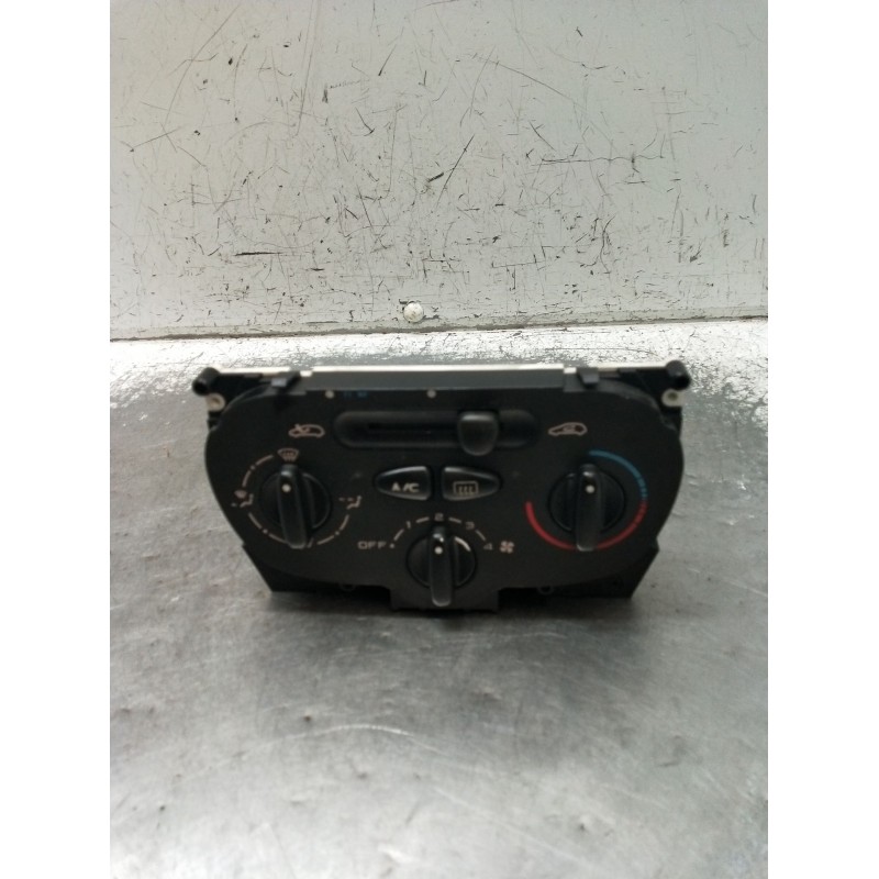 Recambio de mando calefaccion / aire acondicionado para peugeot 206 hatchback (2a/c) 1.6 i referencia OEM IAM 1068901  1998