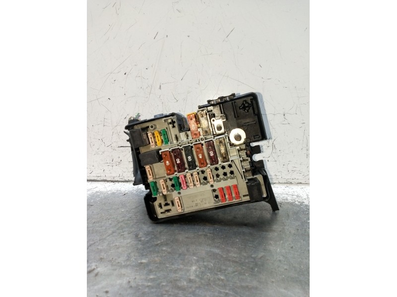 Recambio de caja reles / fusibles para peugeot 206 hatchback (2a/c) 1.6 i referencia OEM IAM   1998