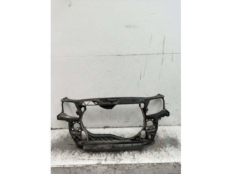 Recambio de panel frontal para audi a4 b7 (8ec) 2.0 tdi 16v referencia OEM IAM   2005