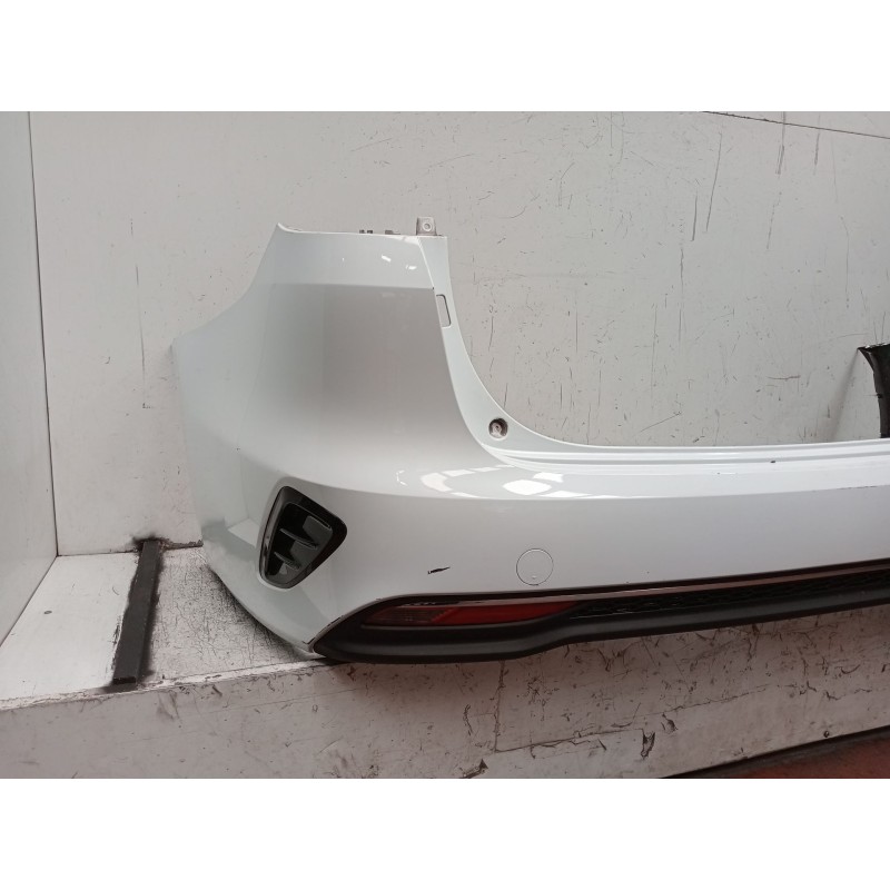 Recambio de paragolpes trasero para kia ceed tourer (cd) 1.6 crdi 115 referencia OEM IAM   