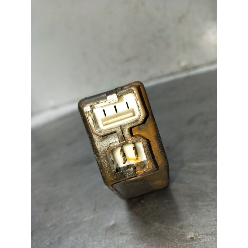 Recambio de motor cierre centralizado trasero izquierdo para citroën bx (xb-_) 14 e referencia OEM IAM  5P 1983