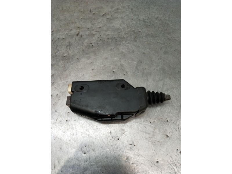 Recambio de motor cierre centralizado delantero derecho para citroën bx (xb-_) 14 e referencia OEM IAM  5P 1983