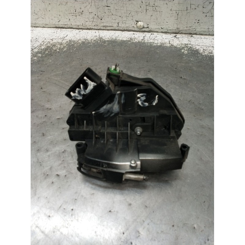 Recambio de motor cierre centralizado trasero izquierdo para ford fiesta vi (cb1, ccn) 1.6 tdci referencia OEM IAM  5P 2008
