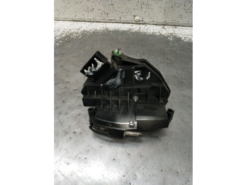 Recambio de motor cierre centralizado trasero izquierdo para ford fiesta vi (cb1, ccn) 1.6 tdci referencia OEM IAM  5P 2008