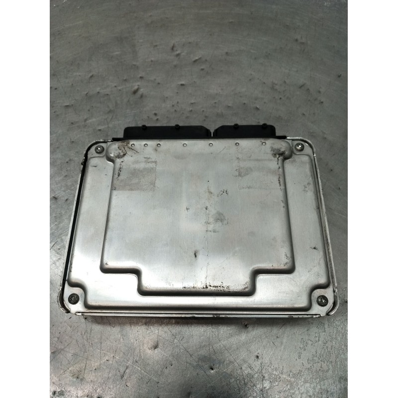 Recambio de centralita motor uce para skoda octavia i (1u2) 1.9 tdi referencia OEM IAM 0281011311 038906012HC EDC15UM 2000