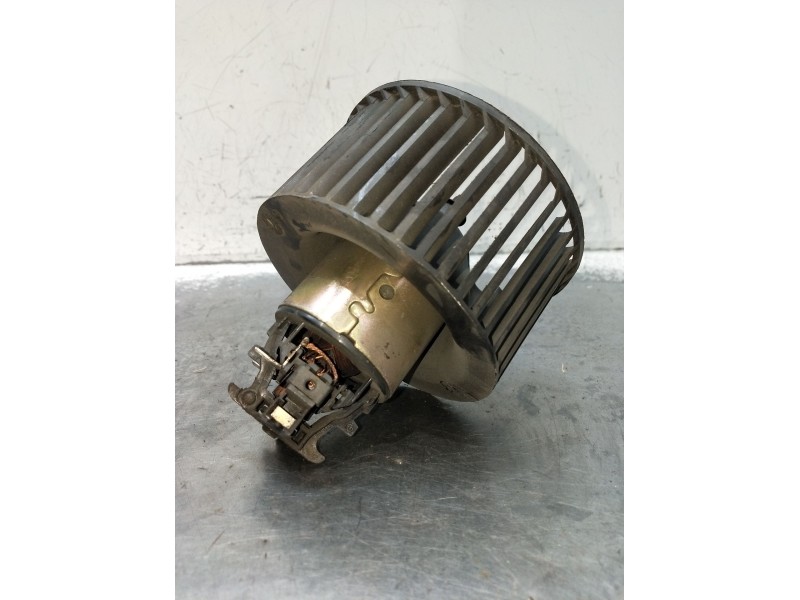Recambio de motor calefaccion para citroën bx (xb-_) 14 e referencia OEM IAM   1983