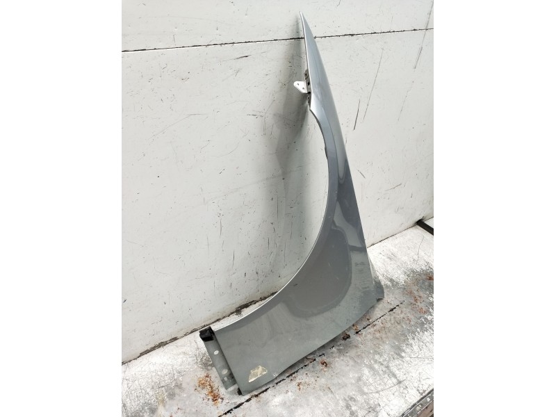 Recambio de aleta delantera izquierda para mercedes-benz clase c (w206) c 200 d (206.003) referencia OEM IAM   2021