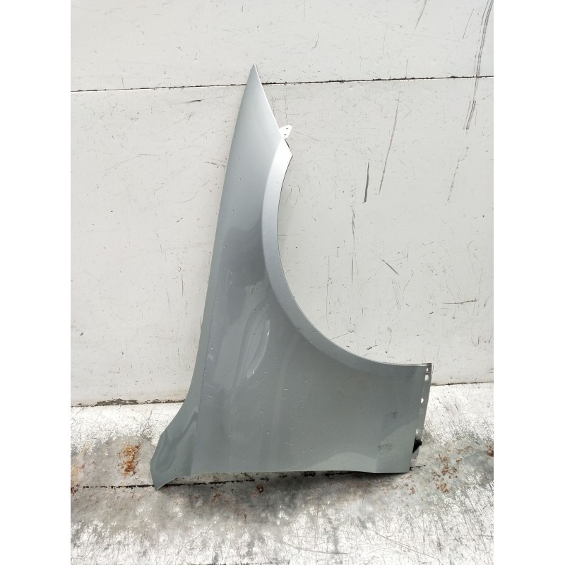 Recambio de aleta delantera derecha para mercedes-benz clase c (w206) c 200 d (206.003) referencia OEM IAM   2021