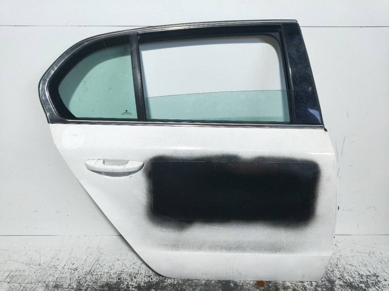 Recambio de puerta trasera derecha para skoda suberb (3t4) exclusive referencia OEM IAM 3T5833056  4P