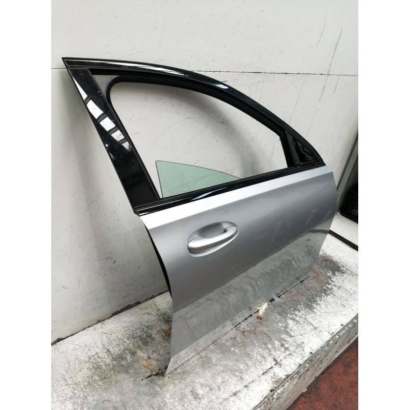 Recambio de puerta delantera derecha para mercedes-benz clase c (w206) c 200 d (206.003) referencia OEM IAM   