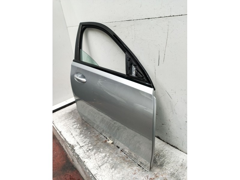 Recambio de puerta delantera derecha para mercedes-benz clase c (w206) c 200 d (206.003) referencia OEM IAM   