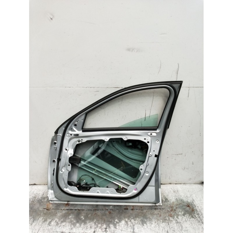 Recambio de puerta delantera derecha para mercedes-benz clase c (w206) c 200 d (206.003) referencia OEM IAM   