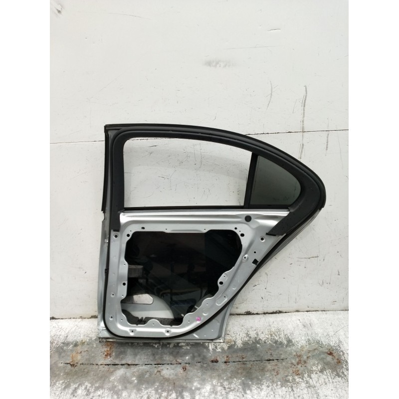 Recambio de puerta trasera derecha para mercedes-benz clase c (w206) c 200 d (206.003) referencia OEM IAM   