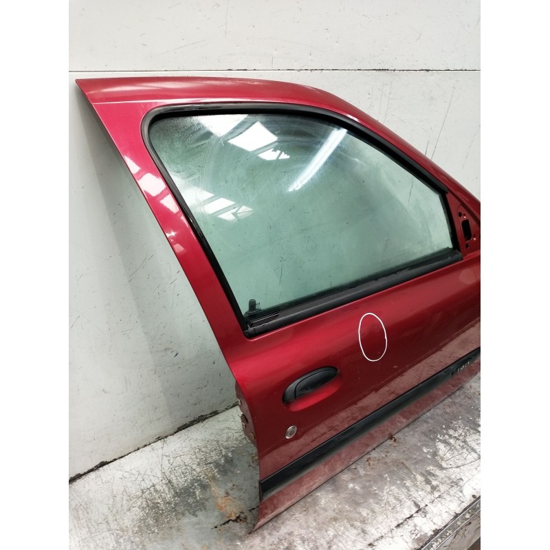 Recambio de puerta delantera derecha para renault clio ii (bb_, cb_) 1.9 d (b/cb0e, bb0j) referencia OEM IAM  5P 