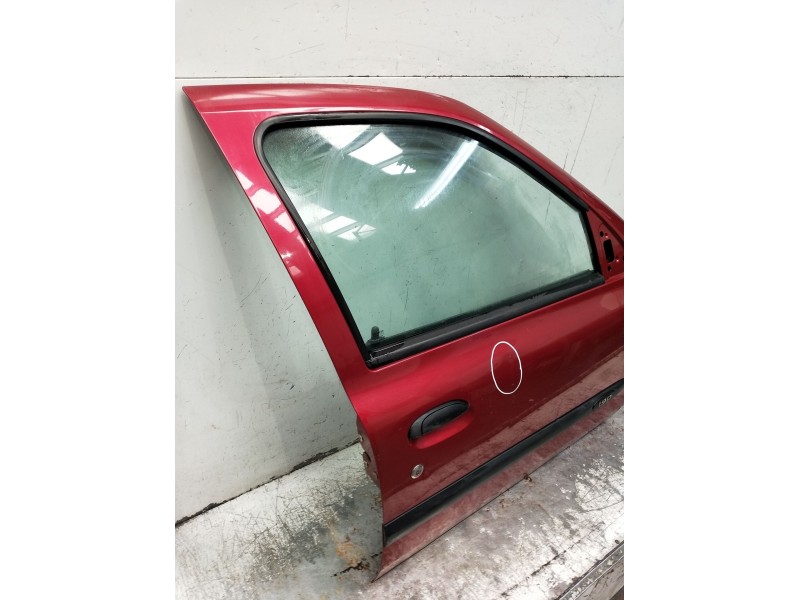 Recambio de puerta delantera derecha para renault clio ii (bb_, cb_) 1.9 d (b/cb0e, bb0j) referencia OEM IAM  5P 