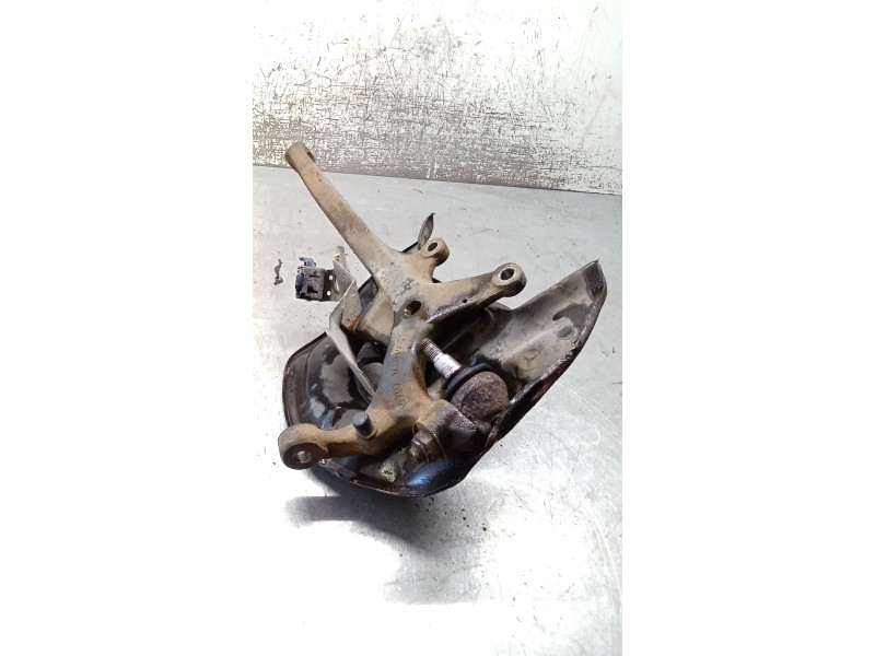 Recambio de mangueta delantera izquierda para mercedes-benz clase c (w202) c 280 (202.028) referencia OEM IAM 2021401  13
