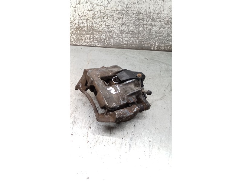 Recambio de pinza freno delantera izquierda para mercedes-benz clase c (w202) c 280 (202.028) referencia OEM IAM  LUCAS 93