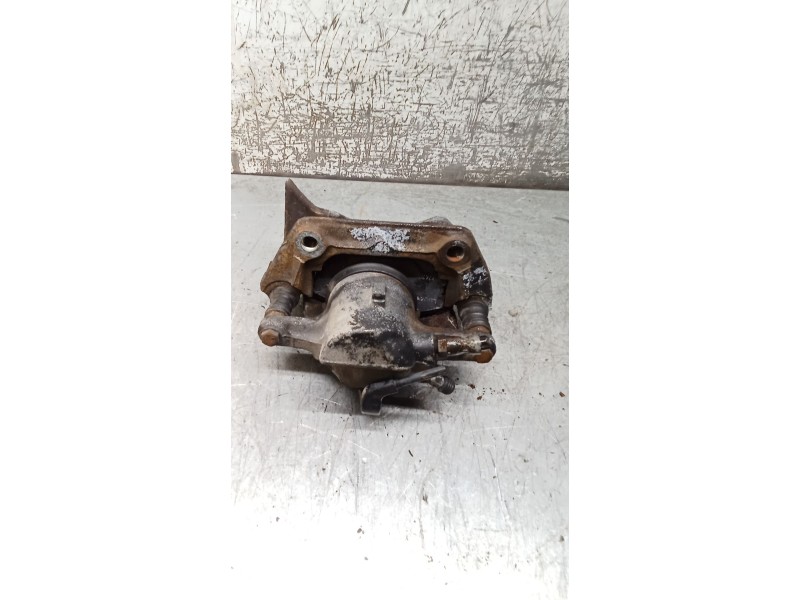 Recambio de pinza freno delantera izquierda para mercedes-benz clase c (w202) c 280 (202.028) referencia OEM IAM  LUCAS 93
