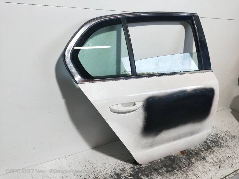 Recambio de puerta trasera derecha para skoda suberb (3t4) exclusive referencia OEM IAM 3T5833056  4P