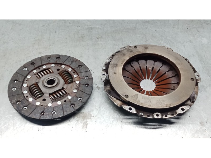 Recambio de kit embrague para fiat linea (323_, 110_) 1.3 d multijet (323axb11, 323axb1a) referencia OEM IAM 322036210  07