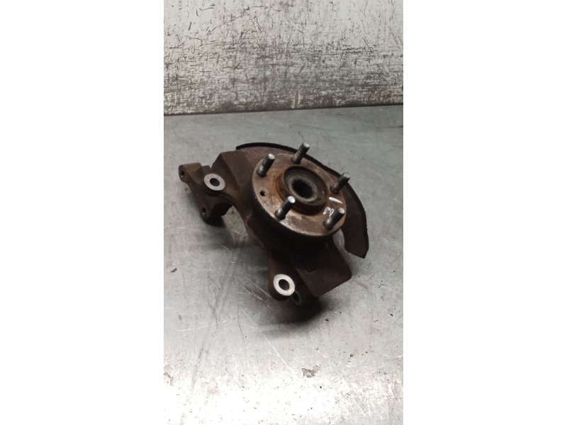 Recambio de mangueta delantera izquierda para kia carnival ii (gq) 2.9 crdi referencia OEM IAM   01