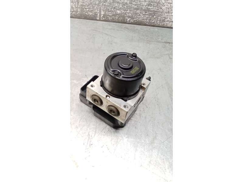Recambio de abs para kia carnival ii (gq) 2.9 crdi referencia OEM IAM 0K2FA667B0 472AAC1C104 2K56T437A0 BH60104700