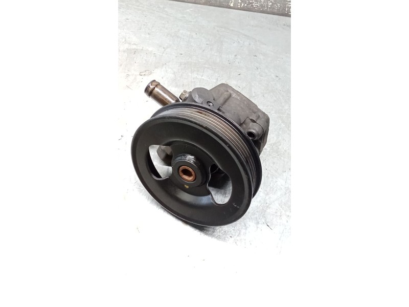 Recambio de bomba direccion para kia carnival ii (gq) 2.9 crdi referencia OEM IAM   01