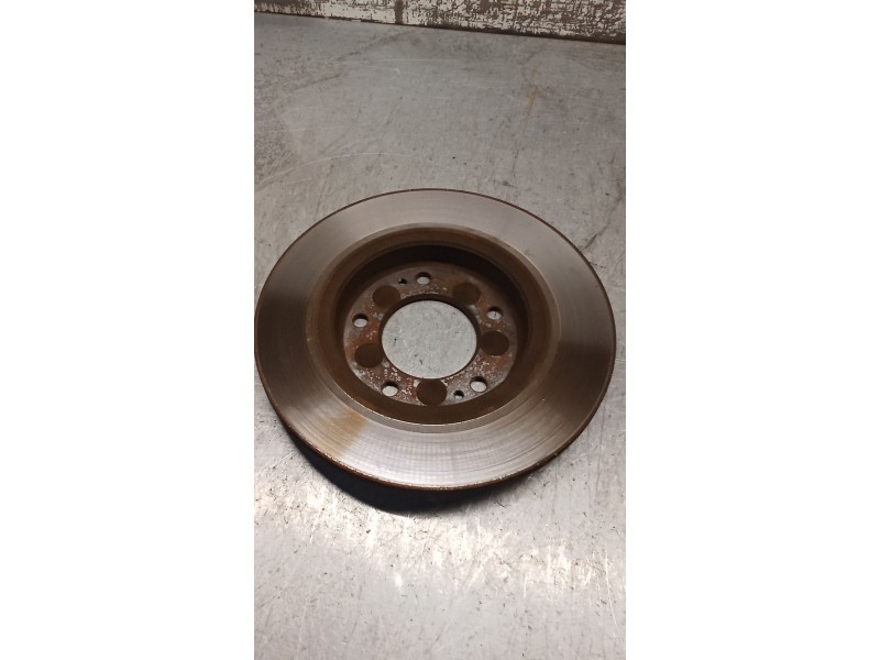 Recambio de disco freno trasero para kia ceed tourer (cd) 1.6 crdi 115 referencia OEM IAM   18