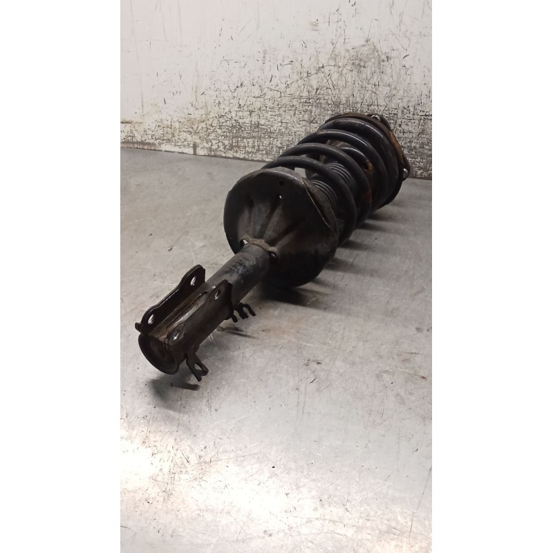 Recambio de amortiguador delantero izquierdo para kia carnival ii (gq) 2.9 crdi referencia OEM IAM SH71001  01