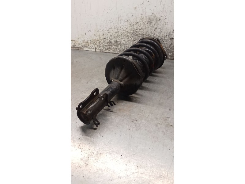 Recambio de amortiguador delantero izquierdo para kia carnival ii (gq) 2.9 crdi referencia OEM IAM SH71001  01