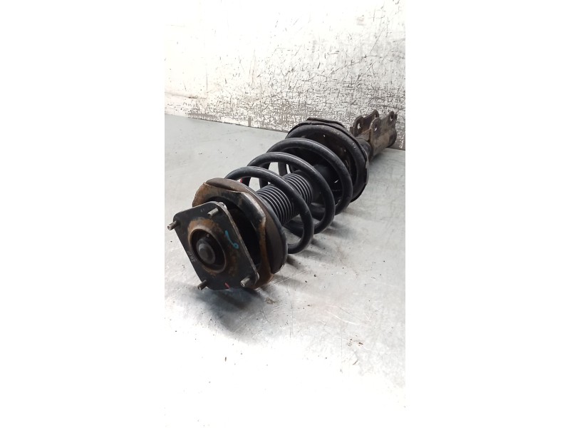 Recambio de amortiguador delantero izquierdo para kia carnival ii (gq) 2.9 crdi referencia OEM IAM SH71001  01