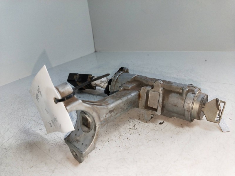 Recambio de conmutador de arranque para toyota hilux 2.4 referencia OEM IAM 45020354  