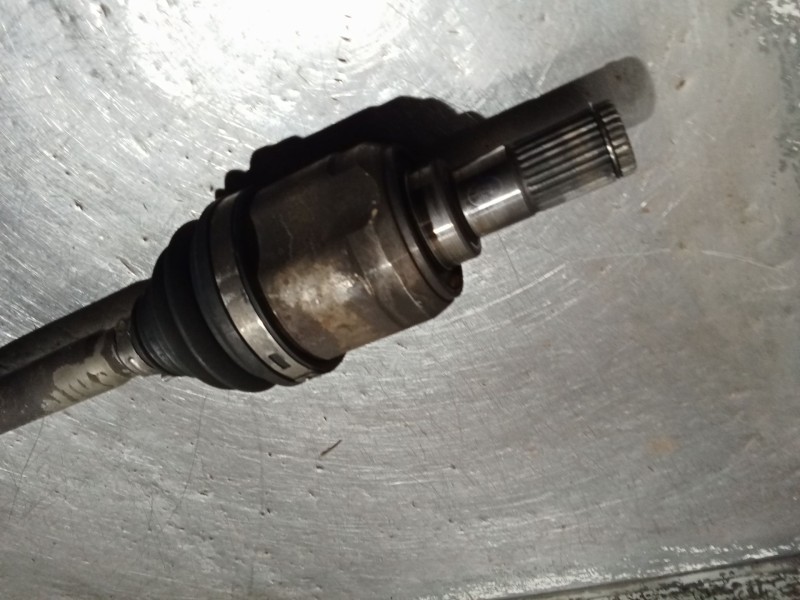 Recambio de transmision delantera derecha para kia ceed tourer (cd) 1.6 crdi 115 referencia OEM IAM   